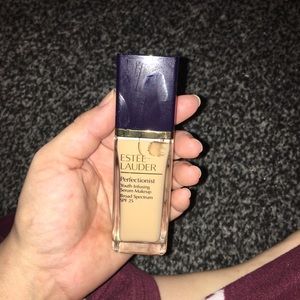 Estée Lauder foundation